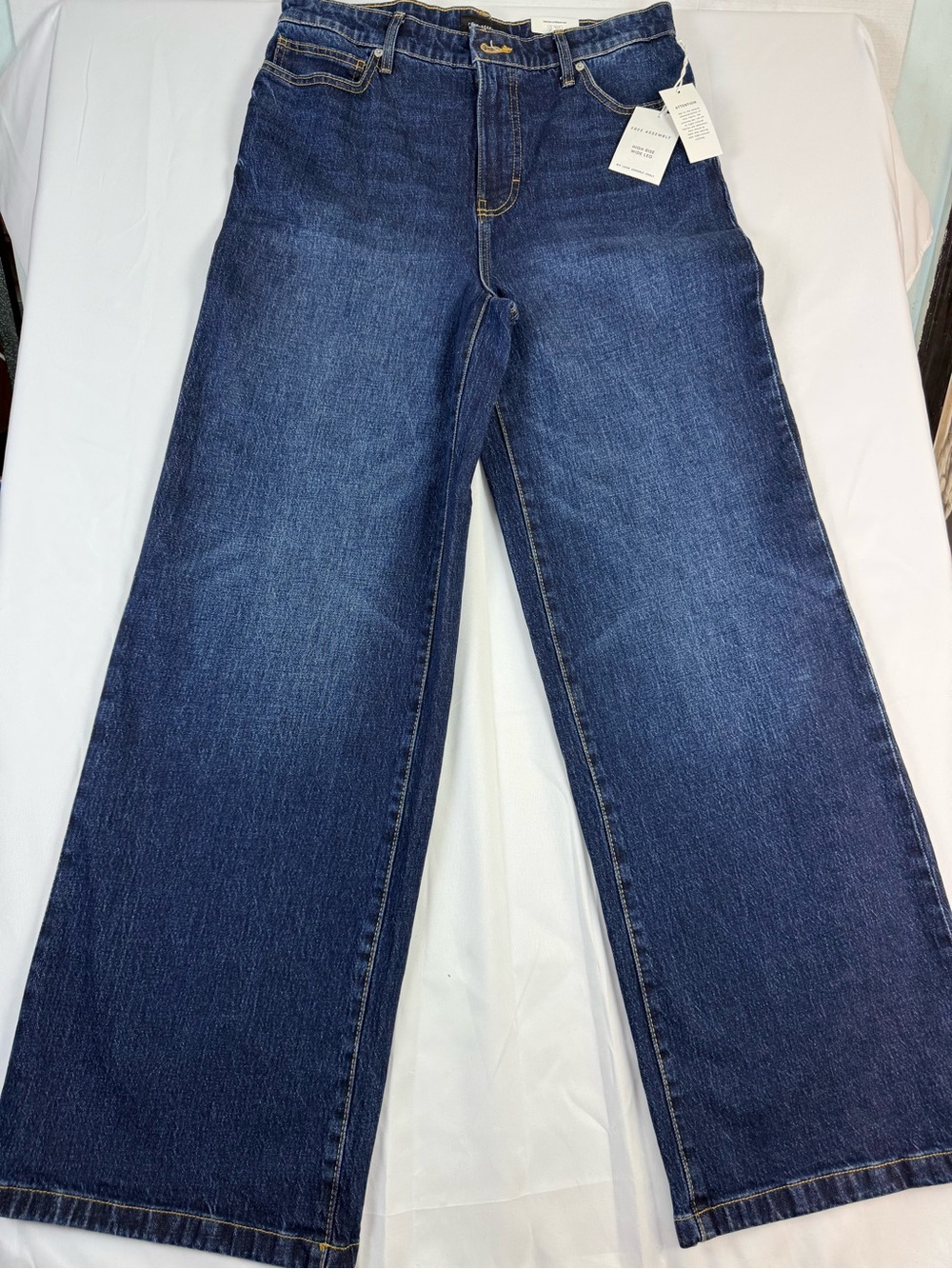 Attention High-Rise Wide-Leg Jeans in Dark Blue